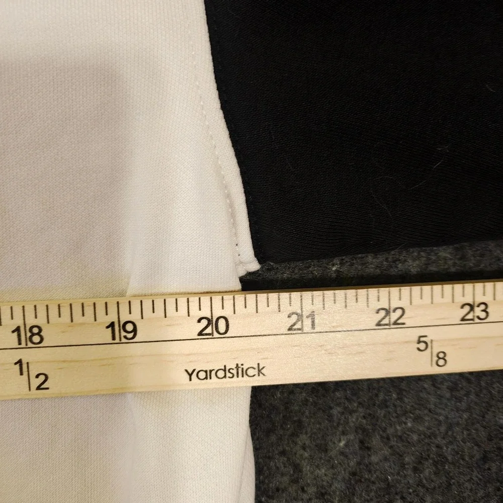Old Navy Kids Oversized Running On Good Vibes Sweatshirt Cream Black L 10-12